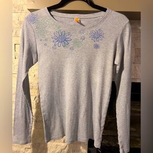 Lucy long sleeve Medium gray‎ top Preowned